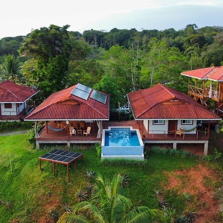 Casa Marlin Panzió Bocas Town Kültér fotó