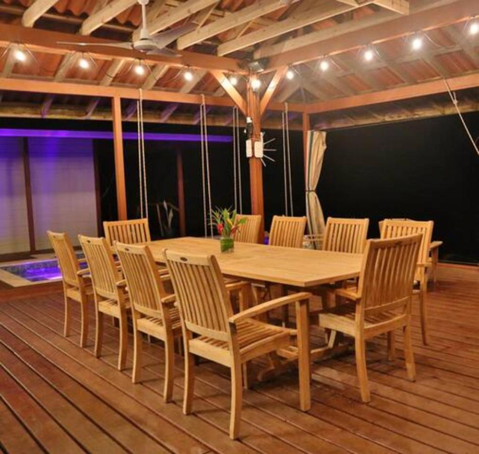 Casa Marlin Panzió Bocas Town Kültér fotó