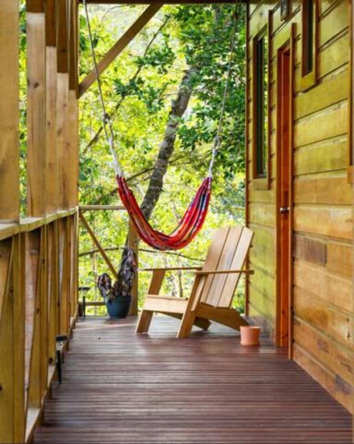 Casa Marlin Panzió Bocas Town Kültér fotó